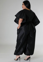 Load image into Gallery viewer, Black Ruffle Pants Set (PLUS)
