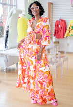 Load image into Gallery viewer, Multicolor Floral Fiesta Set
