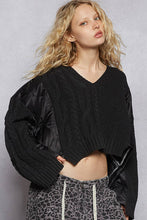 Load image into Gallery viewer, V-Neck Long Sleeve Twist Knit Contrast Pullover

