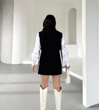Load image into Gallery viewer, Black Blazer with Shirt Sleeves
