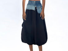 Load image into Gallery viewer, Bubble Denim Patch Skirt (Tan/Black)!
