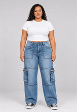 Load image into Gallery viewer, Blue Overdyed/Bleached Cargo Wide Leg Jeans (PLUS)
