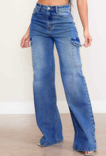 Load image into Gallery viewer, Pearl Accent High Rise Cargo Jeans
