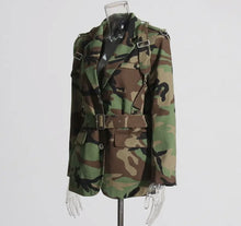 Load image into Gallery viewer, Camouflage Belted Military Blazer
