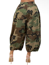 Load image into Gallery viewer, CAMO Harem Pants
