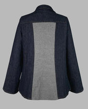 Load image into Gallery viewer, Dark Blue Contrast V-Neck Denim Blazer

