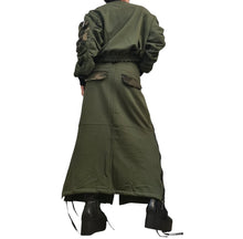 Load image into Gallery viewer, Extravagant Camouflage Jacket
