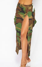 Load image into Gallery viewer, Vintage Camouflage Skirt w/Split
