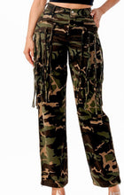 Load image into Gallery viewer, Camouflage String Detail Joggers (S-3X)

