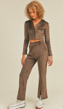 Load image into Gallery viewer, Chocolate Wide Leg Cropped Velour Set
